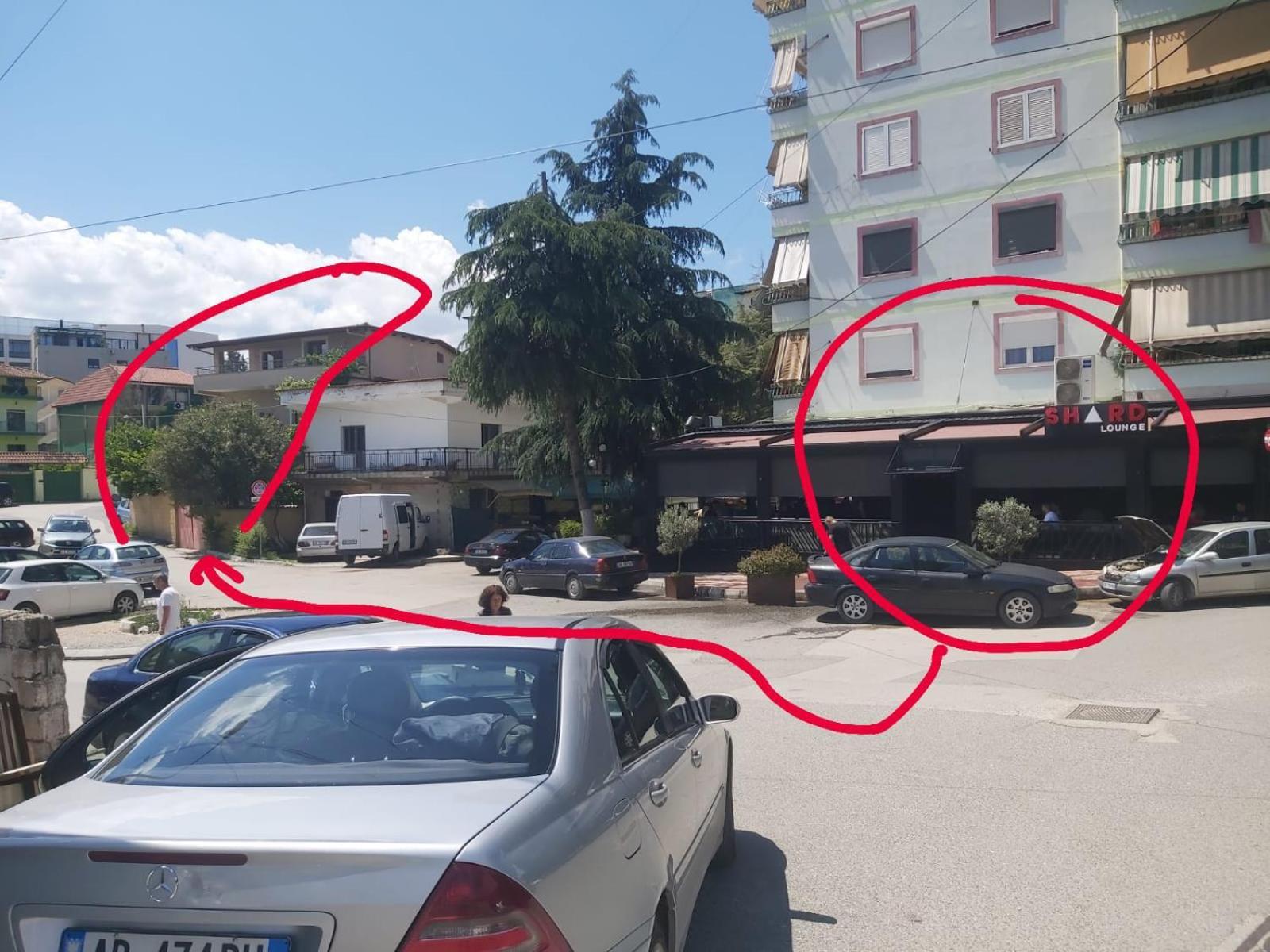 Flowers Guesthouse Tirana Zewnętrze zdjęcie